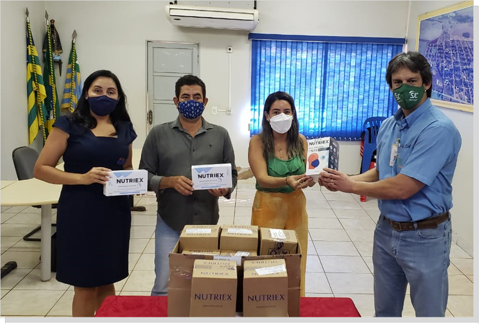SJC doa kits rápidos para Covid-19, máscaras N95 e  frascos de álcool gel para Gouvelândia